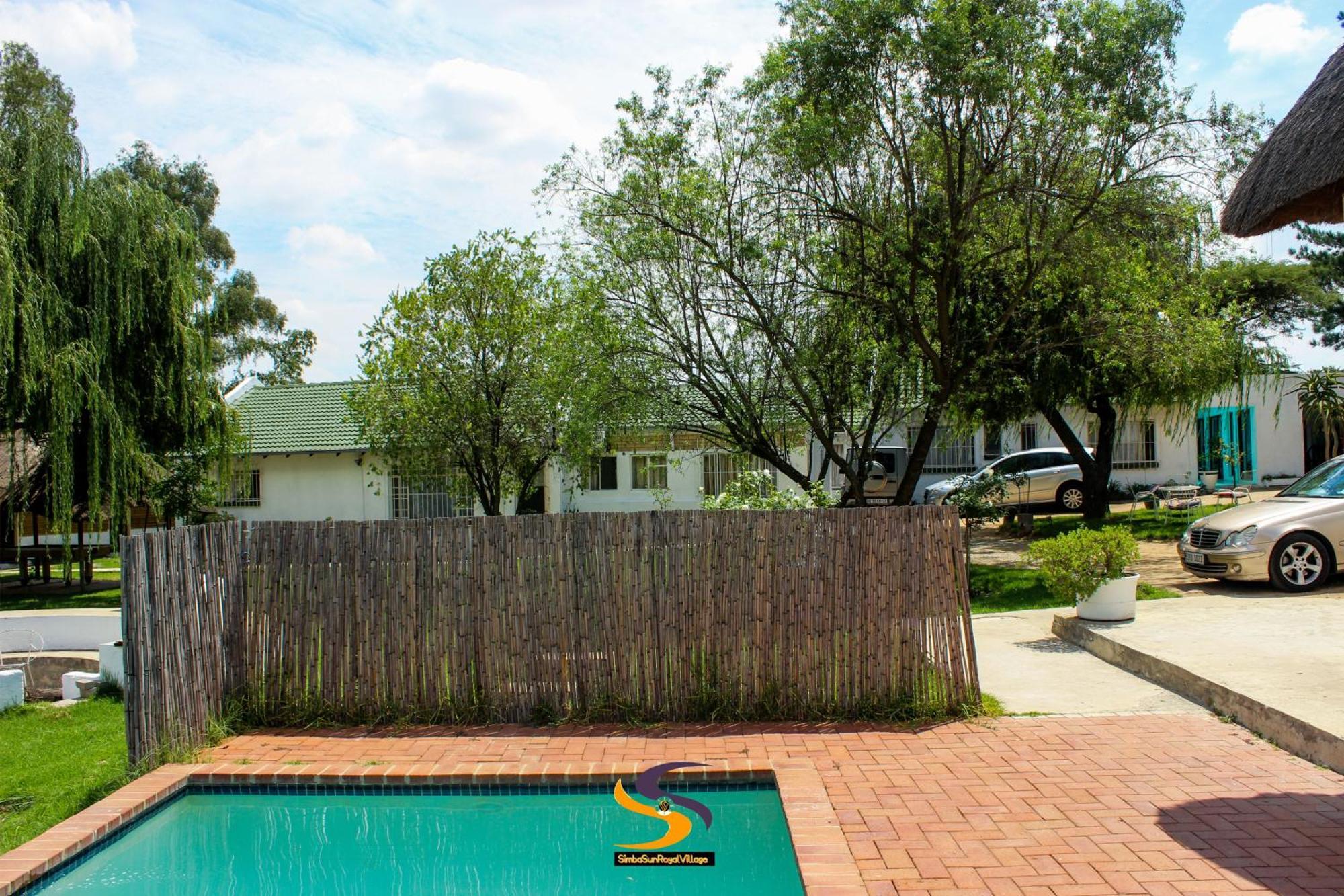 Simbasun Cottages ミッドラント エクステリア 写真
