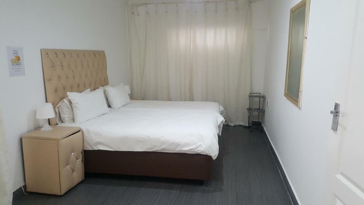 Simbasun Cottages ミッドラント エクステリア 写真