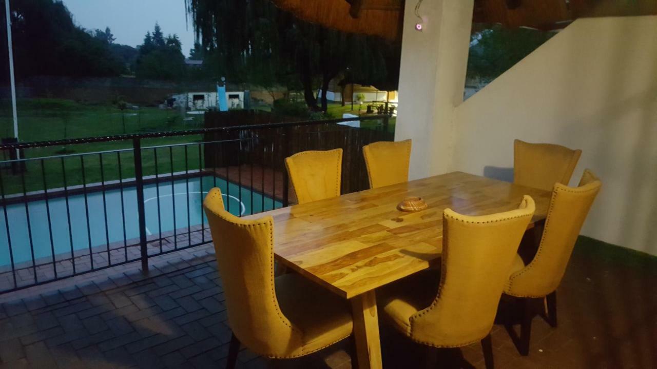 Simbasun Cottages ミッドラント エクステリア 写真